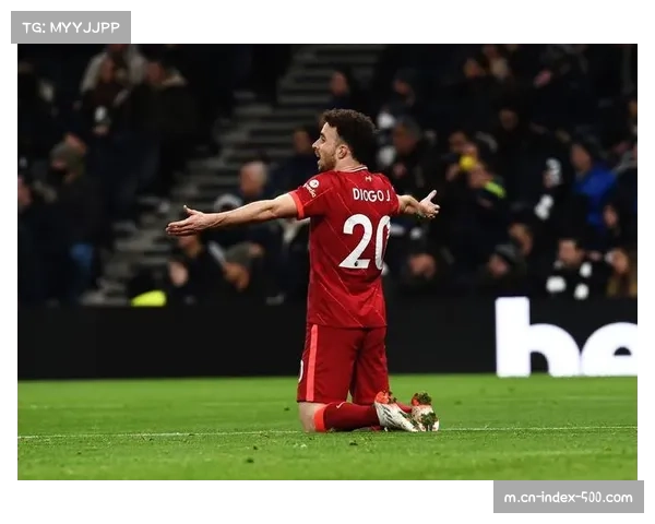 解析英超DOGSO判罚标准禁区内外红牌尺度差异